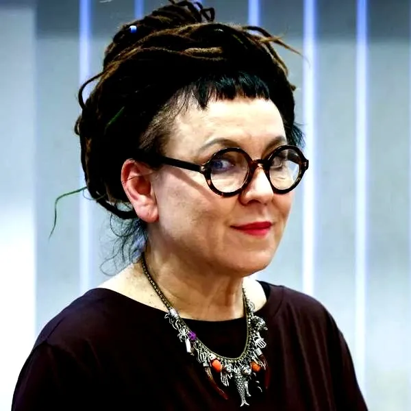 Która książka Tokarczuk zachwyca najbardziej?