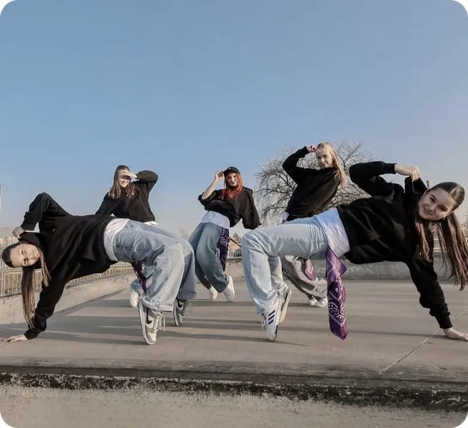 Mocne przesłania: inspirujące cytaty o tańcu hip hop, które musisz znać