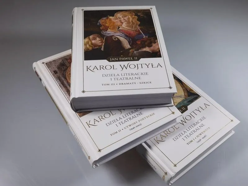 Odkryj najlepsze dramaty w literaturze: książki, które poruszają serce i umysł