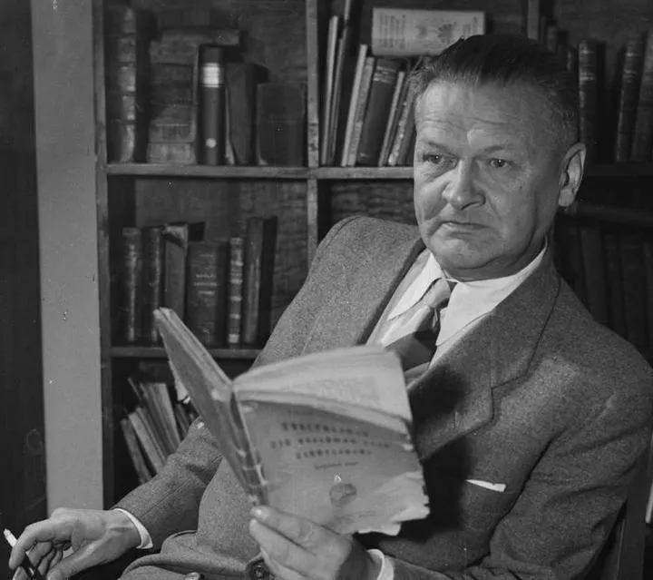 Odkryj piękno wierszy Władysława Broniewskiego z cyklu Anka