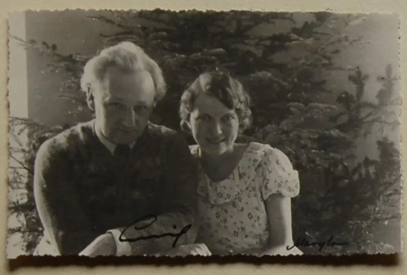 Odkryj poetycki świat Emila Zegadłowicza: Wiersze, które zachwycają serca