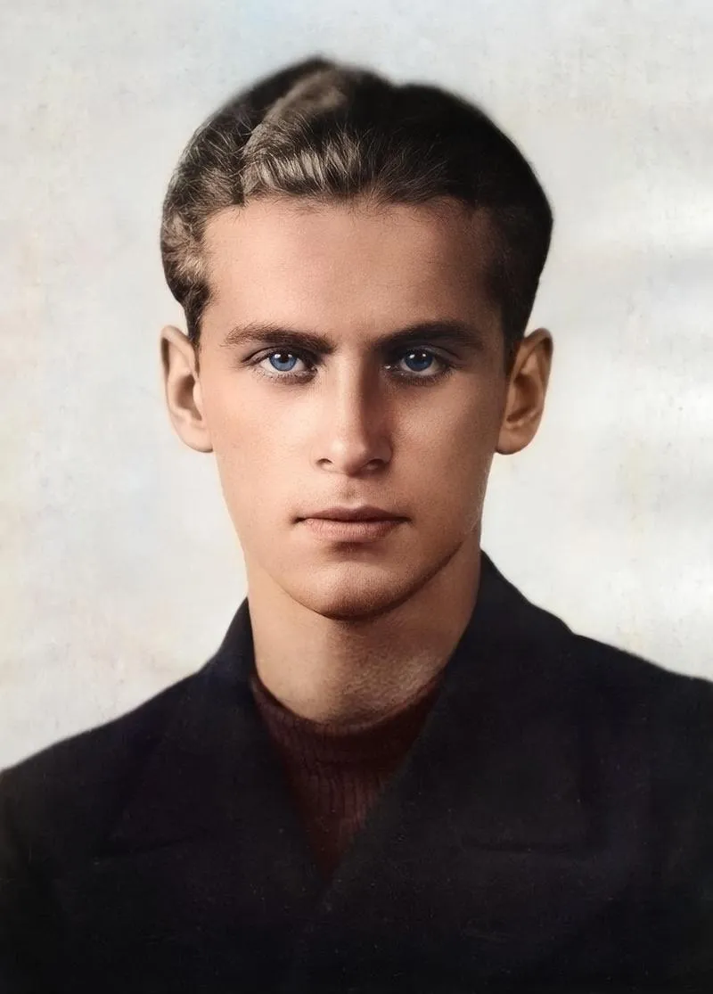 Poezja wojenna Baczyńskiego