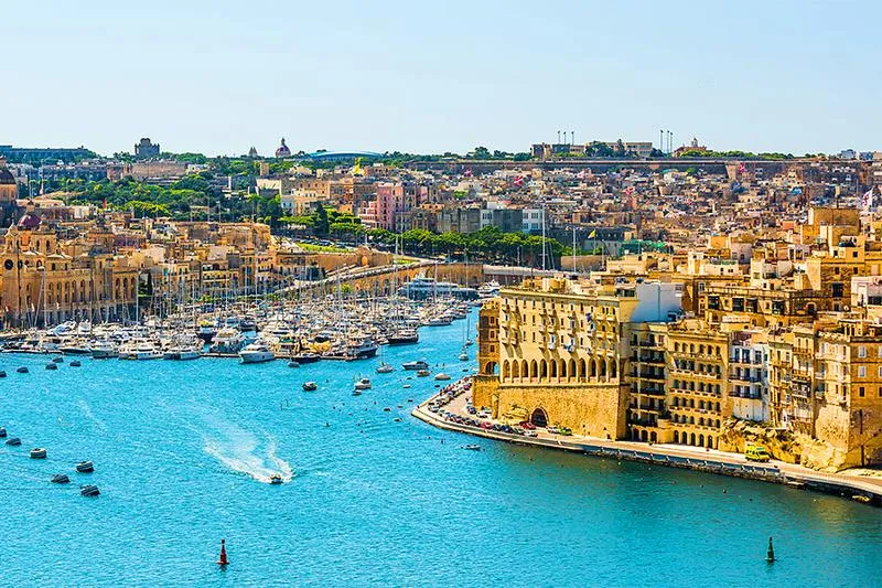 Przewodniki po Malcie
